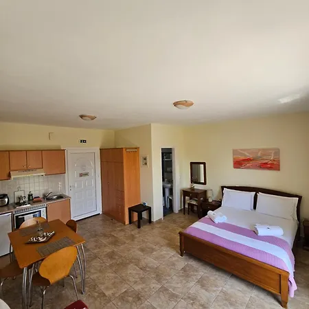 Apartamento Natura Antipata (Erisos)